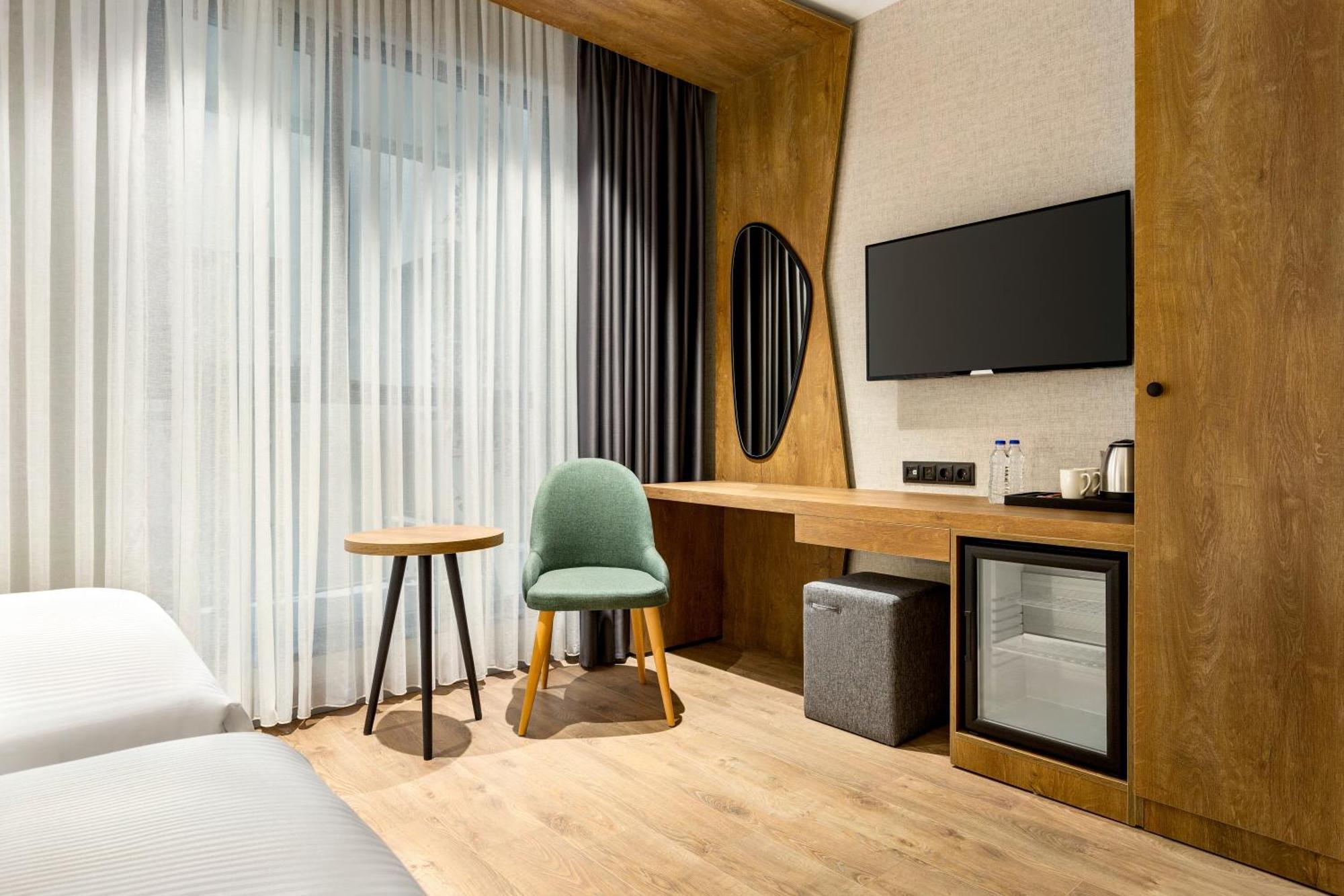 Ramada Encore By Wyndham Istanbul Arnavutkoy Exterior photo