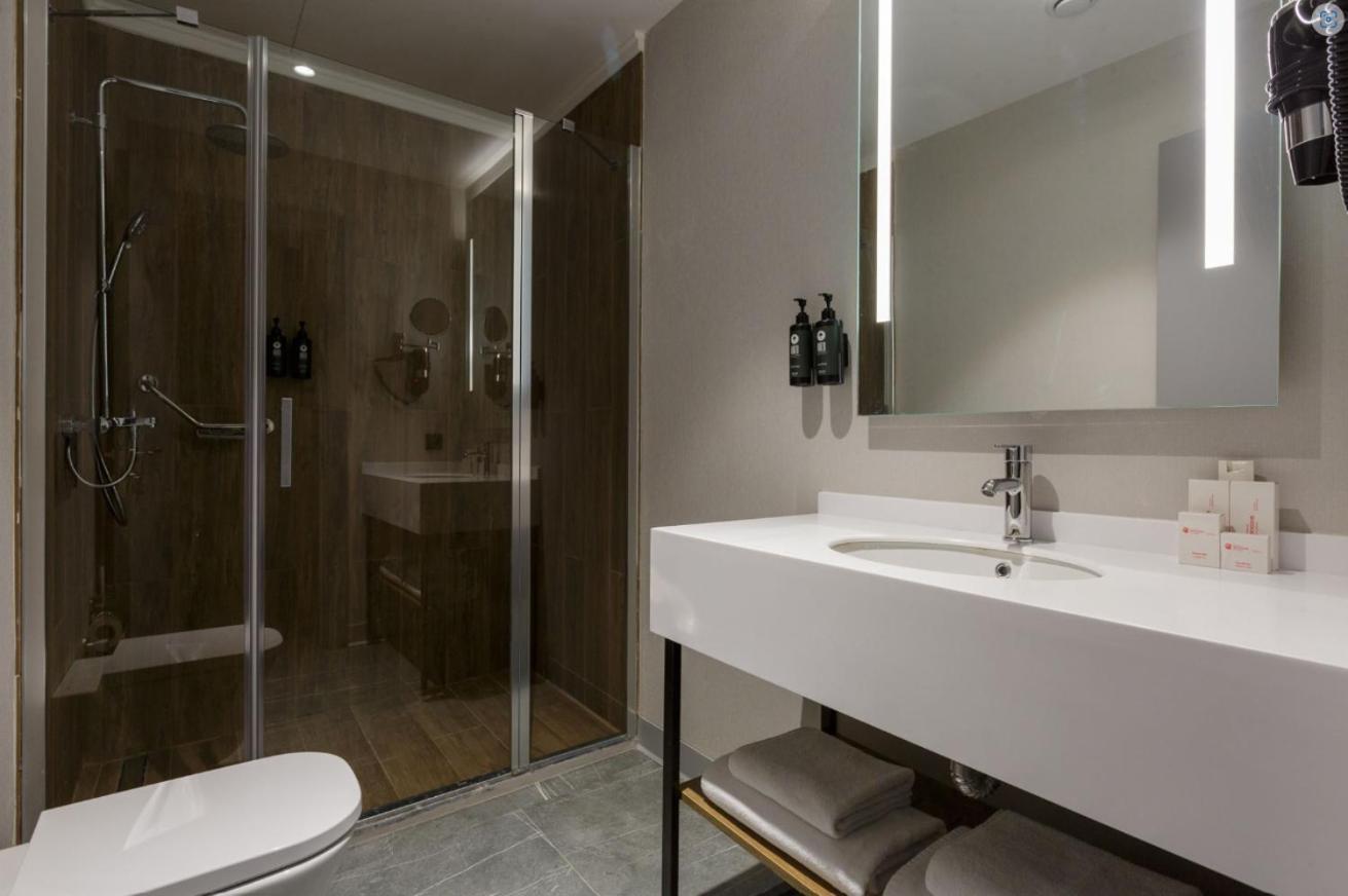 Ramada Encore By Wyndham Istanbul Arnavutkoy Exterior photo