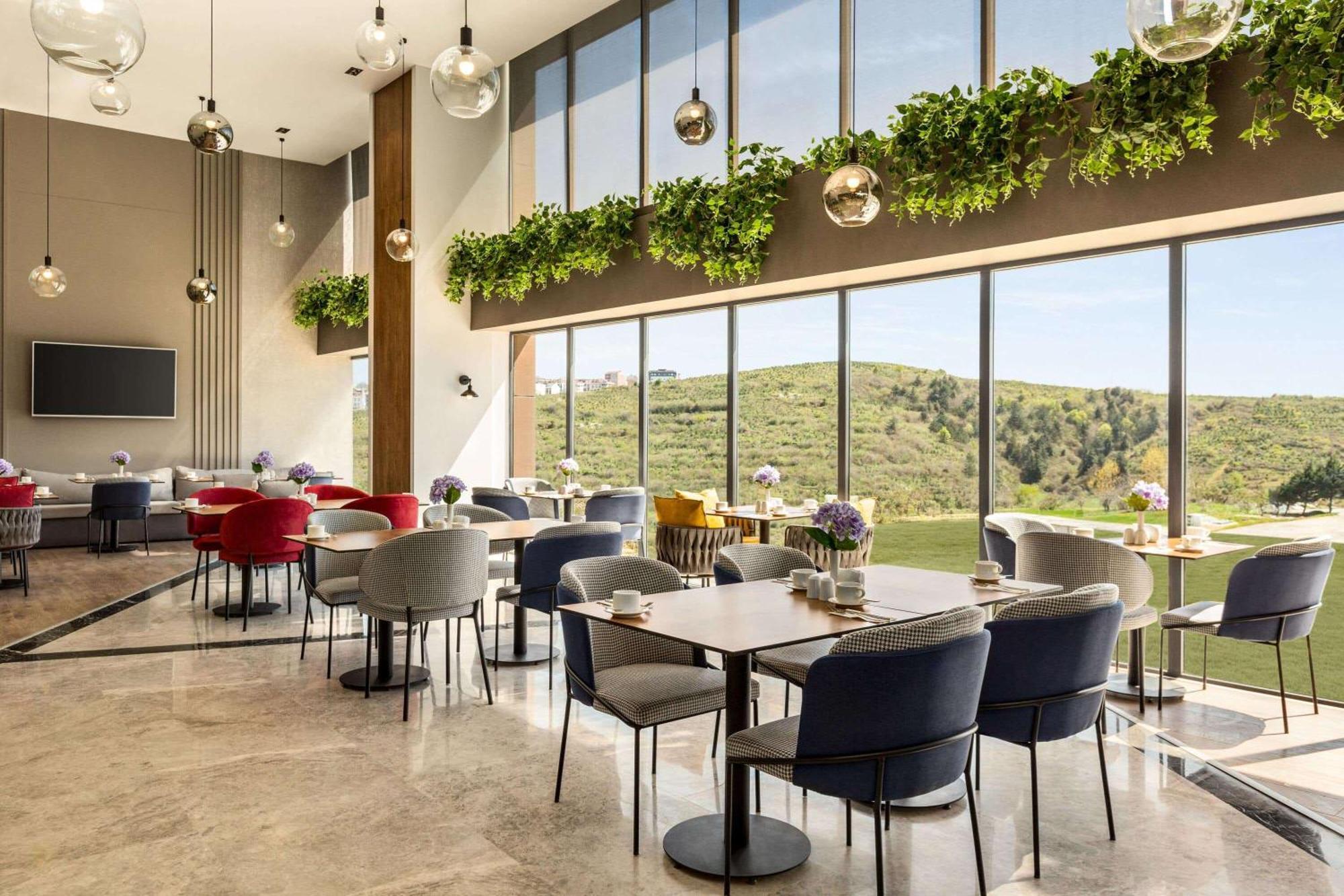 Ramada Encore By Wyndham Istanbul Arnavutkoy Exterior photo
